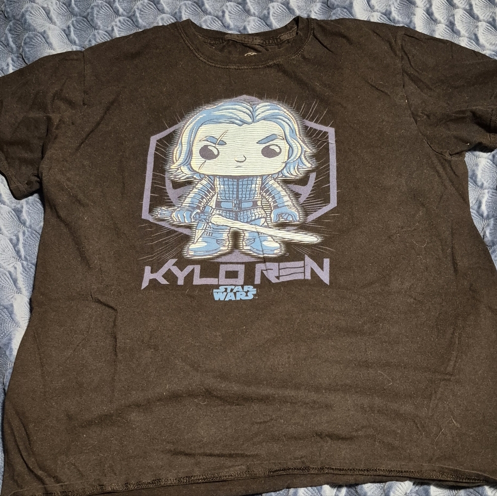 Kylo Ren Funko Pop Shirt Size Large